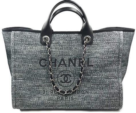 chanel deauville sac prix|Chanel canvas large deauville tote.